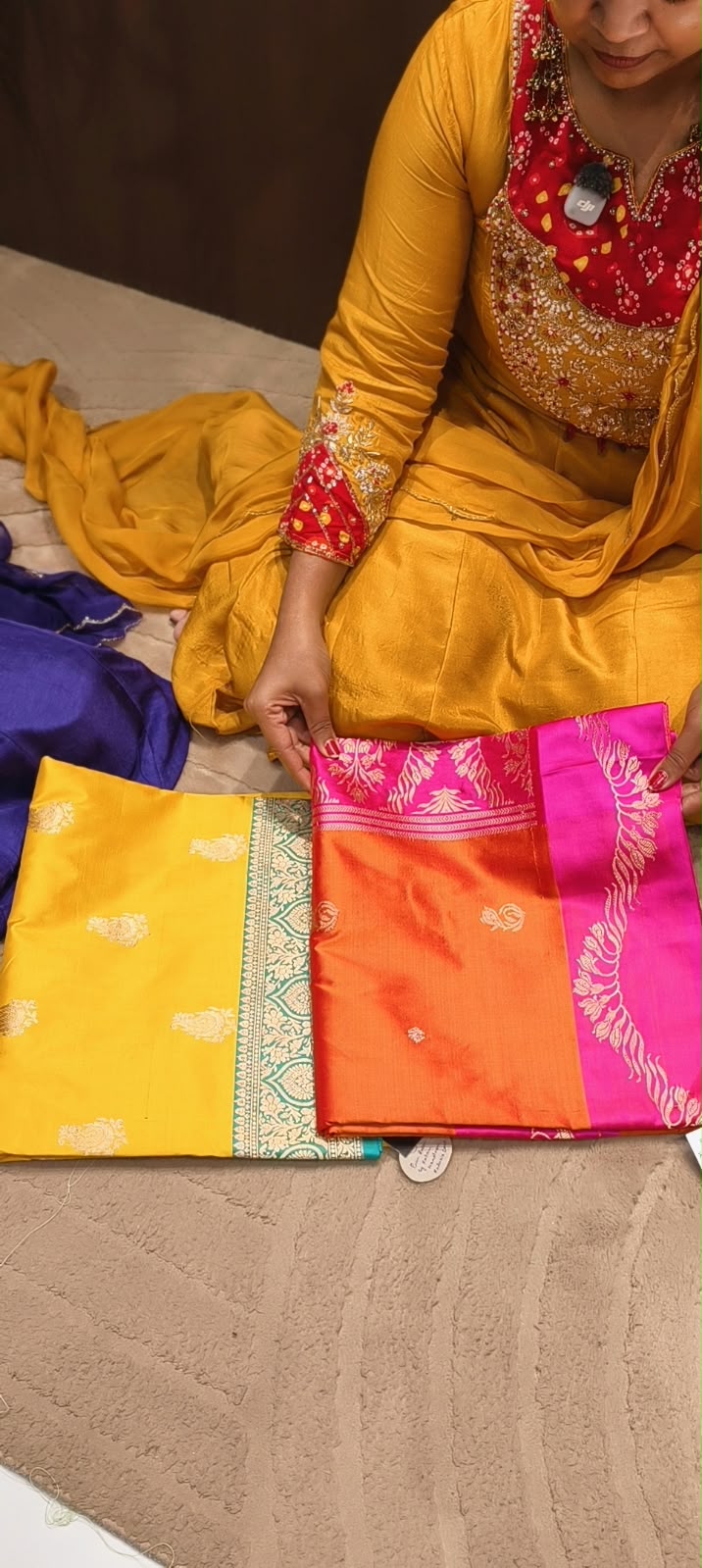 Vibrant Pure Katan Banarasi Handloom Dual-Tone Unstitched Saree with Elaborate Paisley Zari Border- 16547