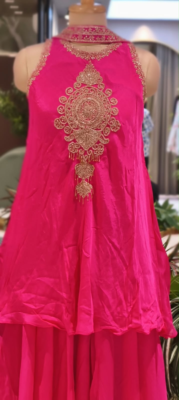 Fine Metallic Thread Embroidery Central Medallion Motif Sleeveless Chinon Indo-Wear Kurta With Matching Flared Bottom & Chowker Dupatta- 16635