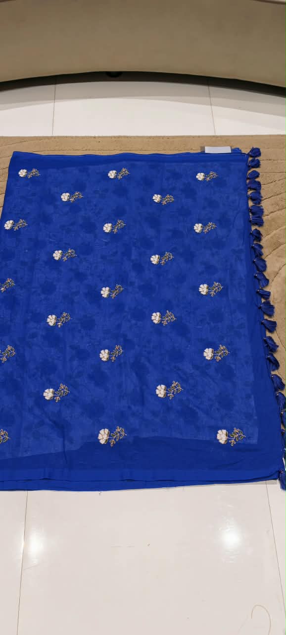 Royal Blue Handloom Saree with Floral Embroidery, Contrast Printed Blouse & Statement Tassel Detailing-16611