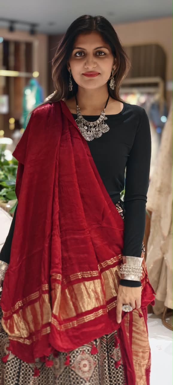Traditional Festive Zari Woven Border Dupatta with Tassels- 16658