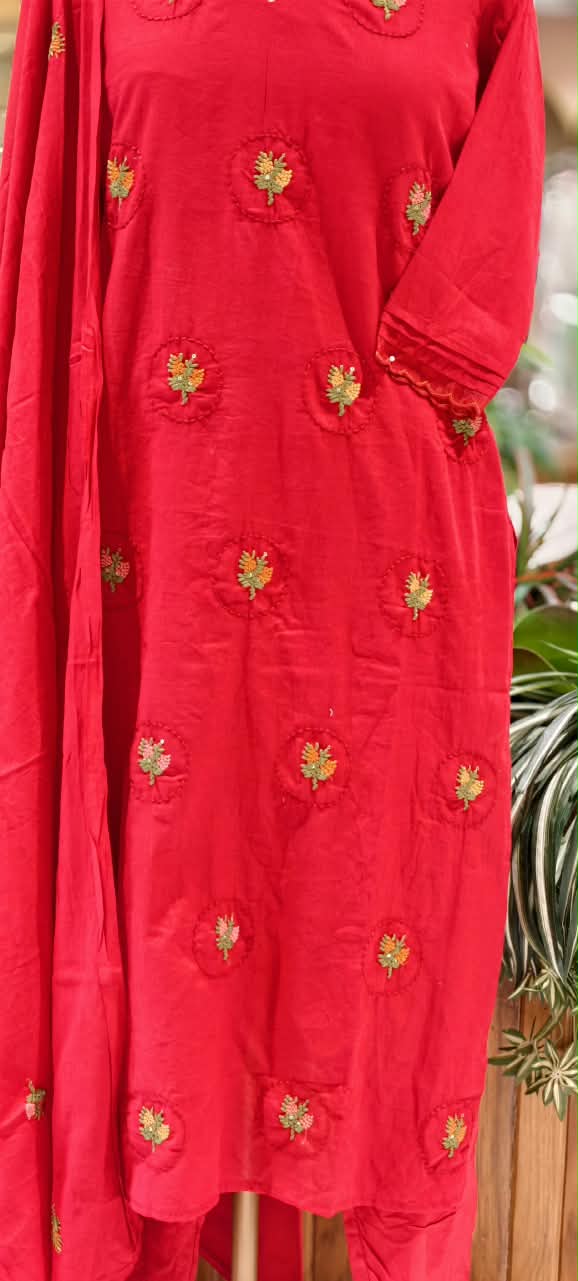 Silly Cotton Intricate Floral Thread Circle Embroidered V-Neck Full Suit Set With Dupatta- 16676