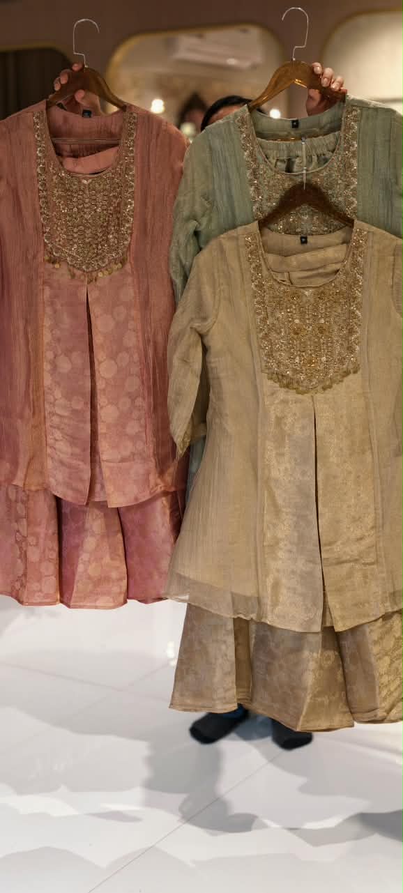 Elegant Zardosi Yoke Part Embridery Front Slitted Tissue With Brocade Touch Kurta & Palazzo Bottom Set- 16885