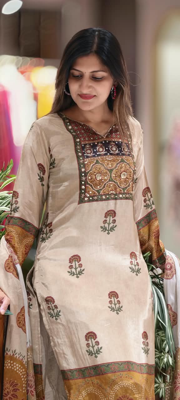 Ajrakh Print Flowy Comfort Fit Full Suit Set With Dupatta In Crepe Fabric- 16745