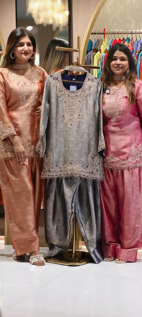 Weavin Banarasi Kurta With Farshi Bottom Set with Intricate Zari Embroidery & Elegant Paisley Border Work- 16963
