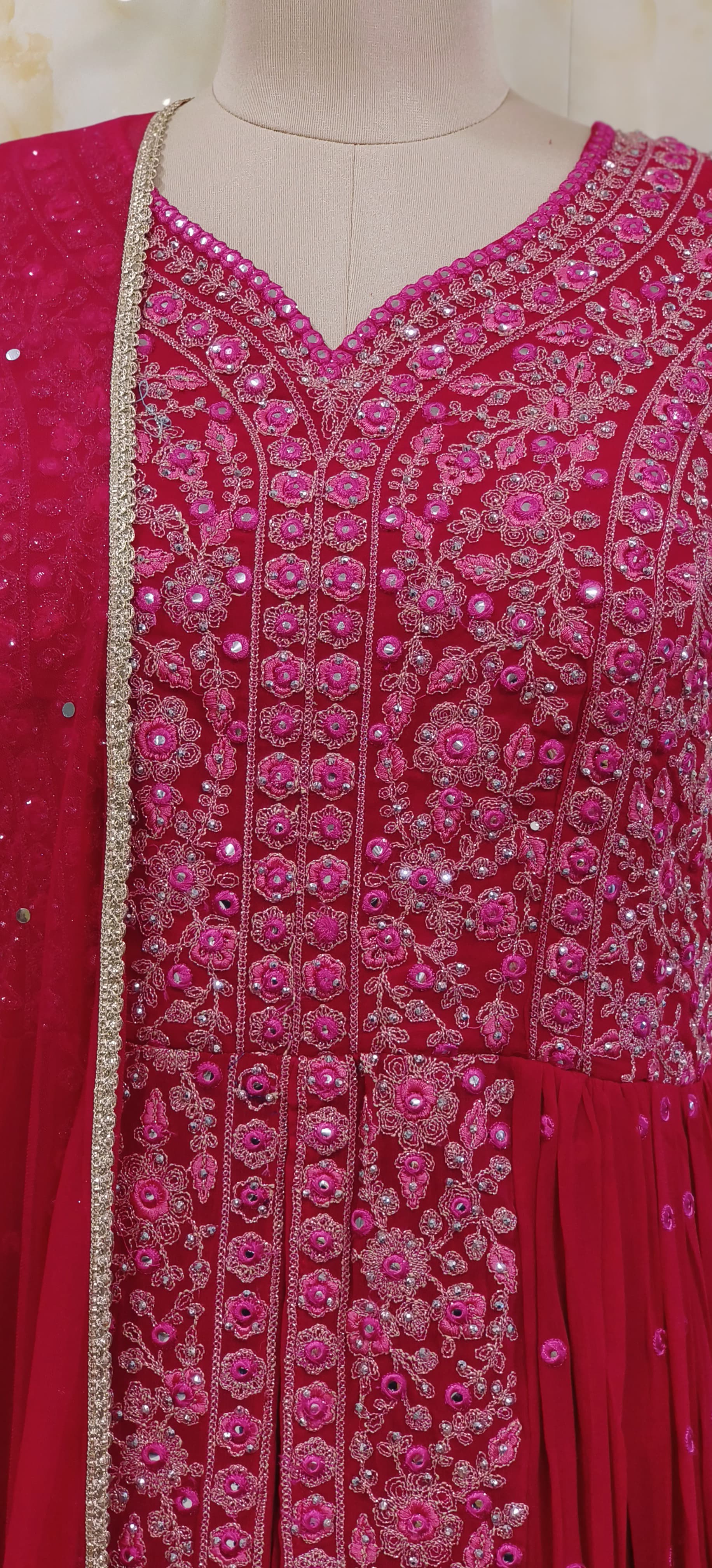 Sleeveless Partywear Georgette Embroidered Kurta Loose Pant with Dupatta
