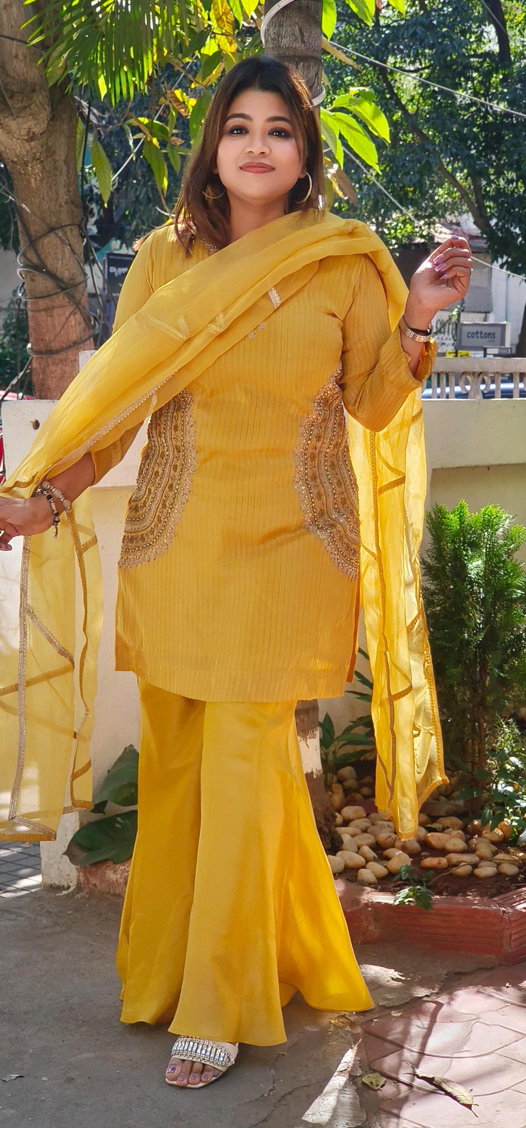 Beautiful Zardozi Embroidered Kurta Shimmer Tissue Sharara With Organza Dupatta-08384
