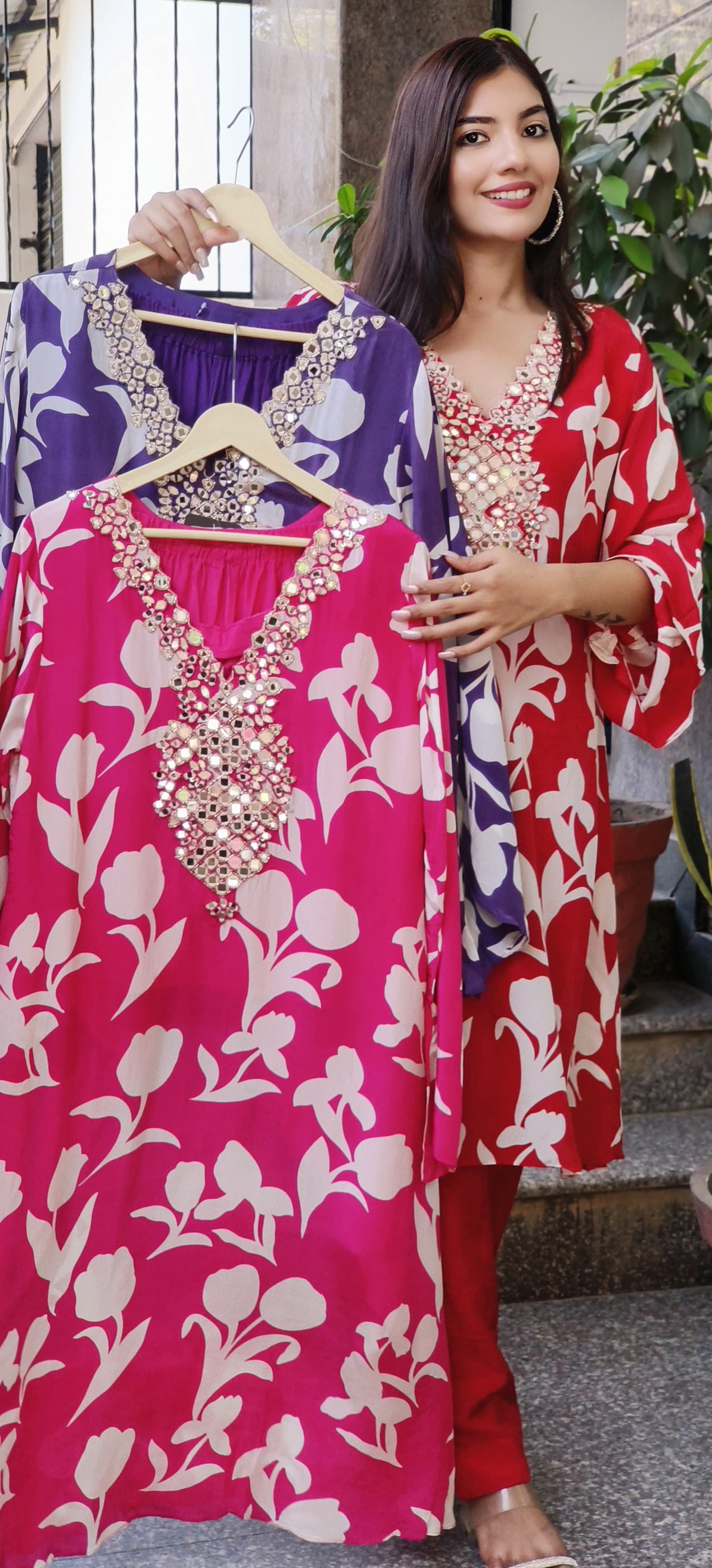 Elegant Floral Printed Crepe Kaftan with Exquisite Real Mirror Work – Perfect for Every Occasion