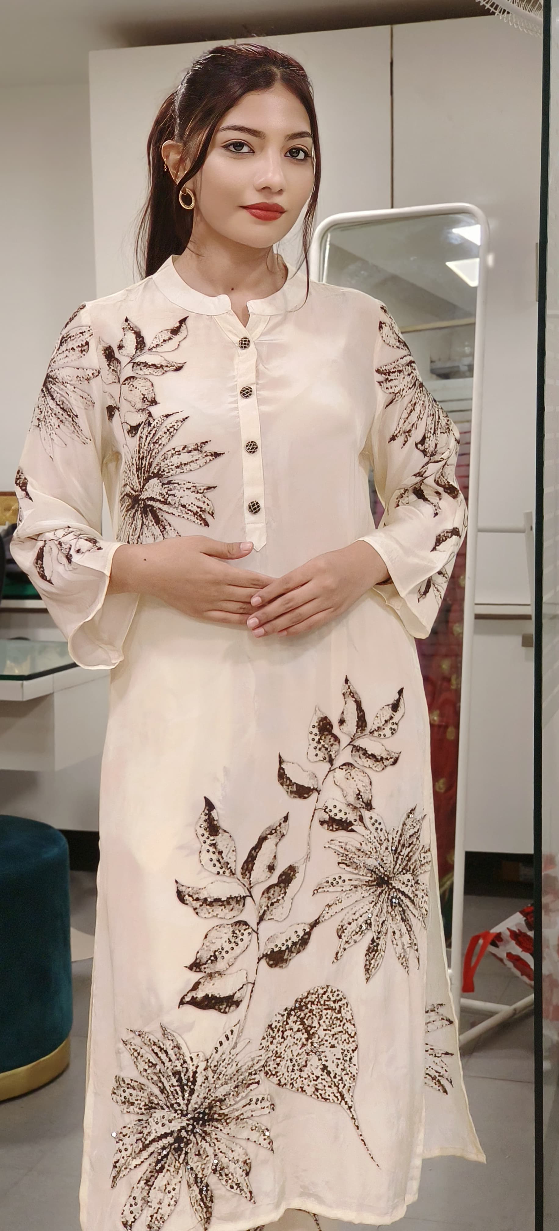 Pure Crepe Kurta Pant Set with Artistic Black Floral Print 9128