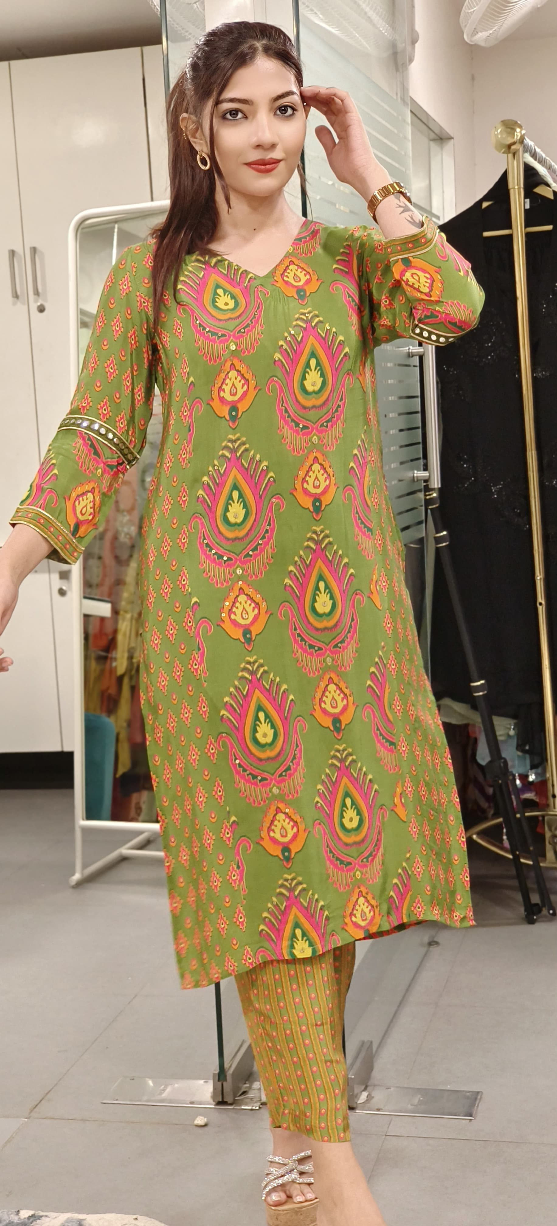 Pure Crape Printed Stylish Kurta Pant