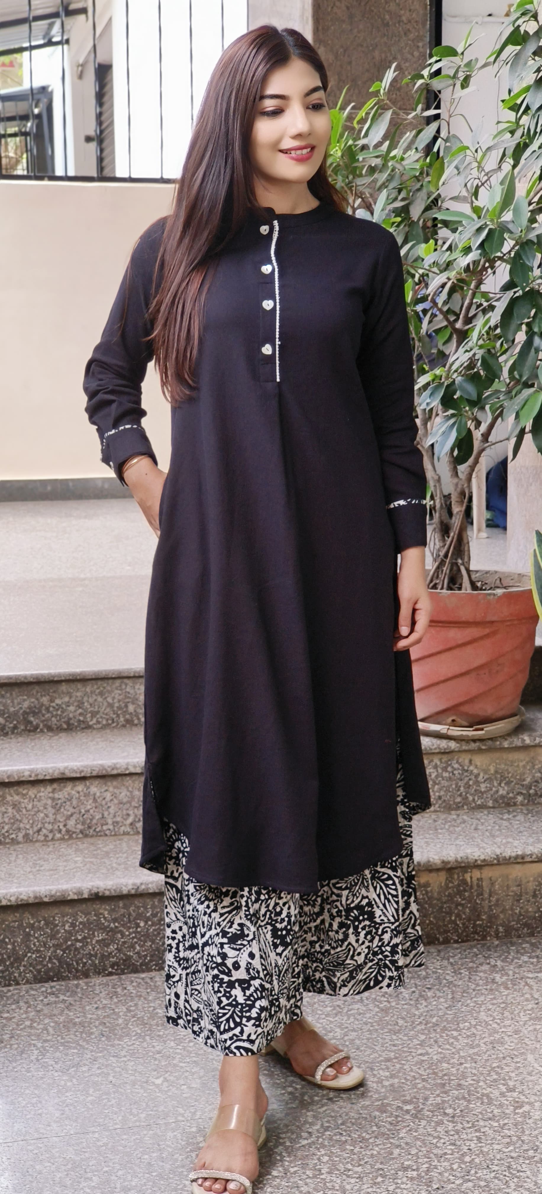 Solid Shade cotton Black top with Balck white Printed Palazzo Pant 09195