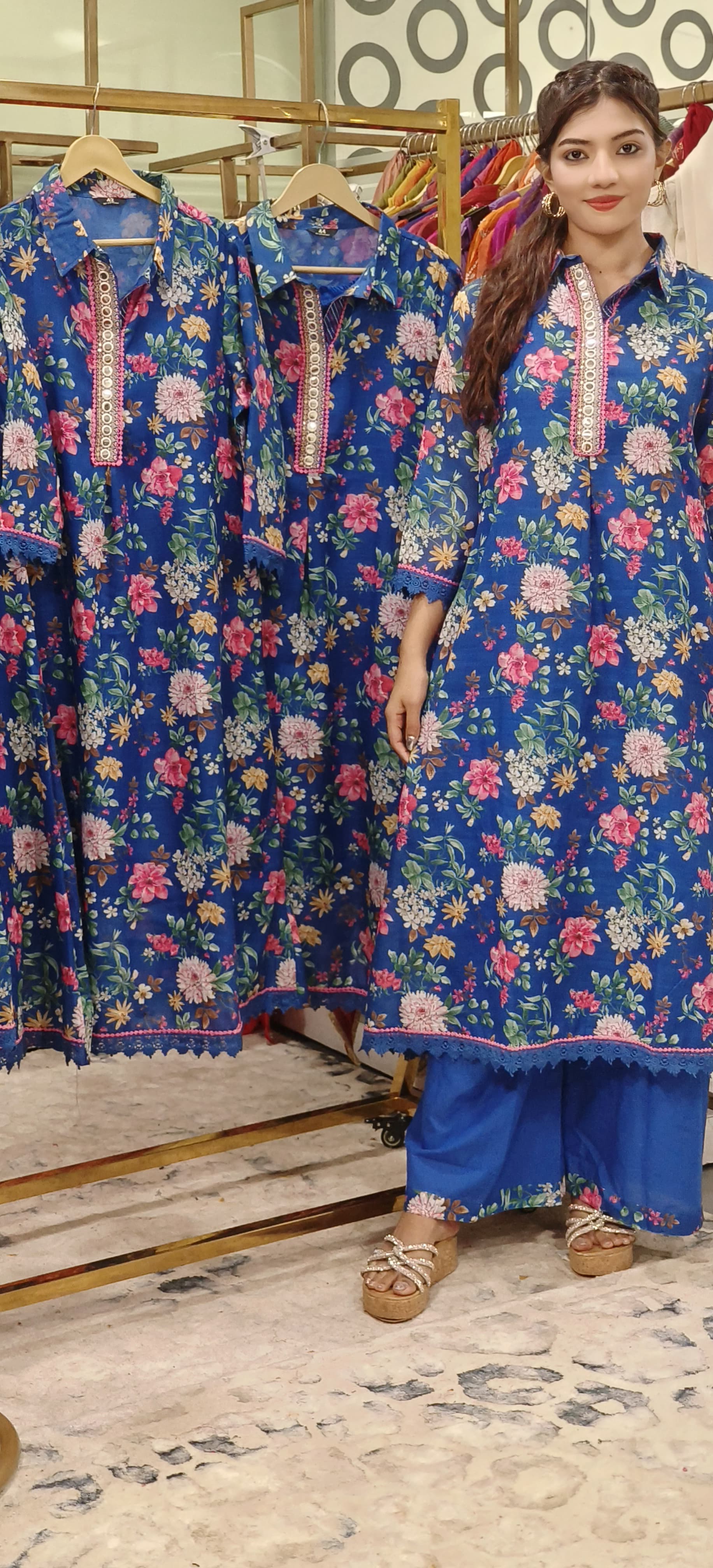 Checks Cotton Floral Print Aline Kurta Pant Set- 09569