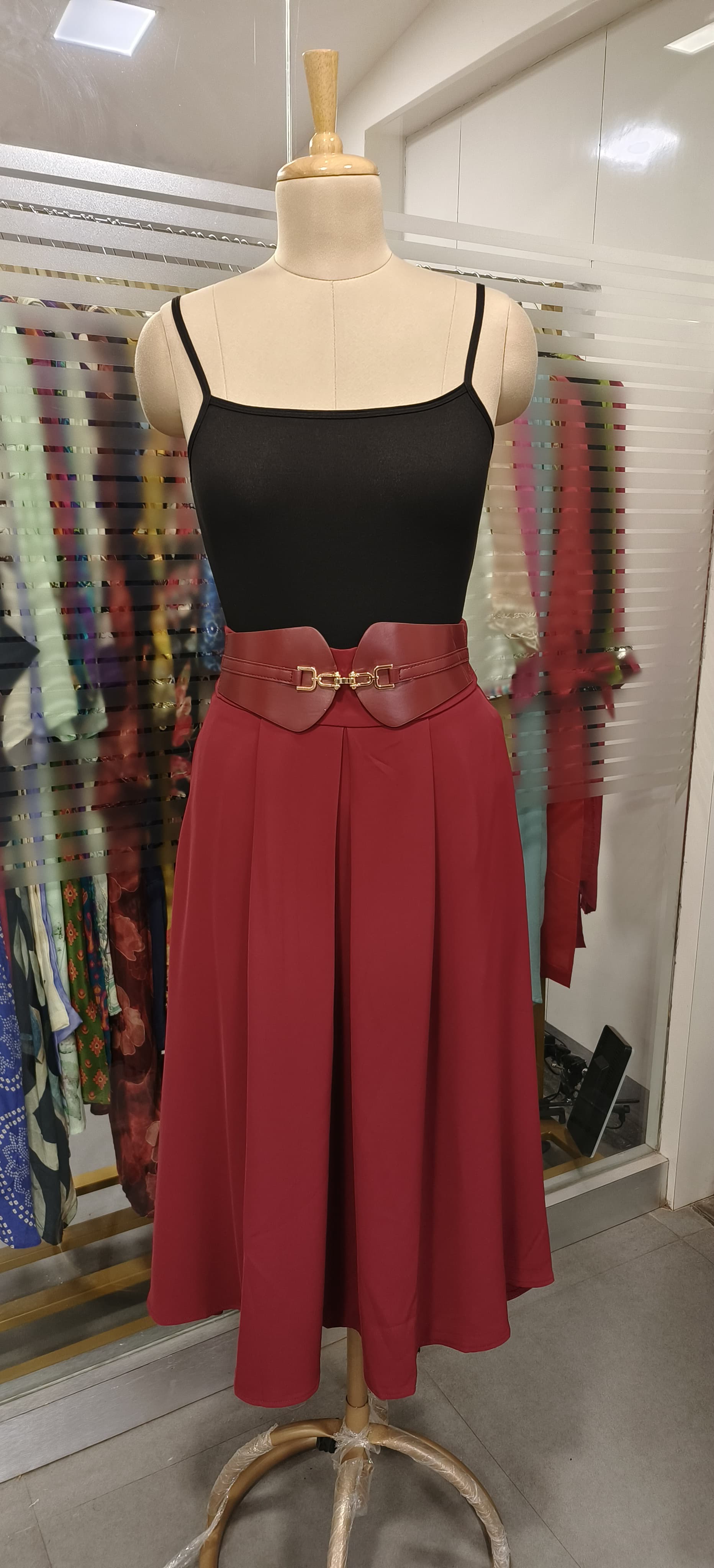 Stylish Imported Material Skirt With Show Belt