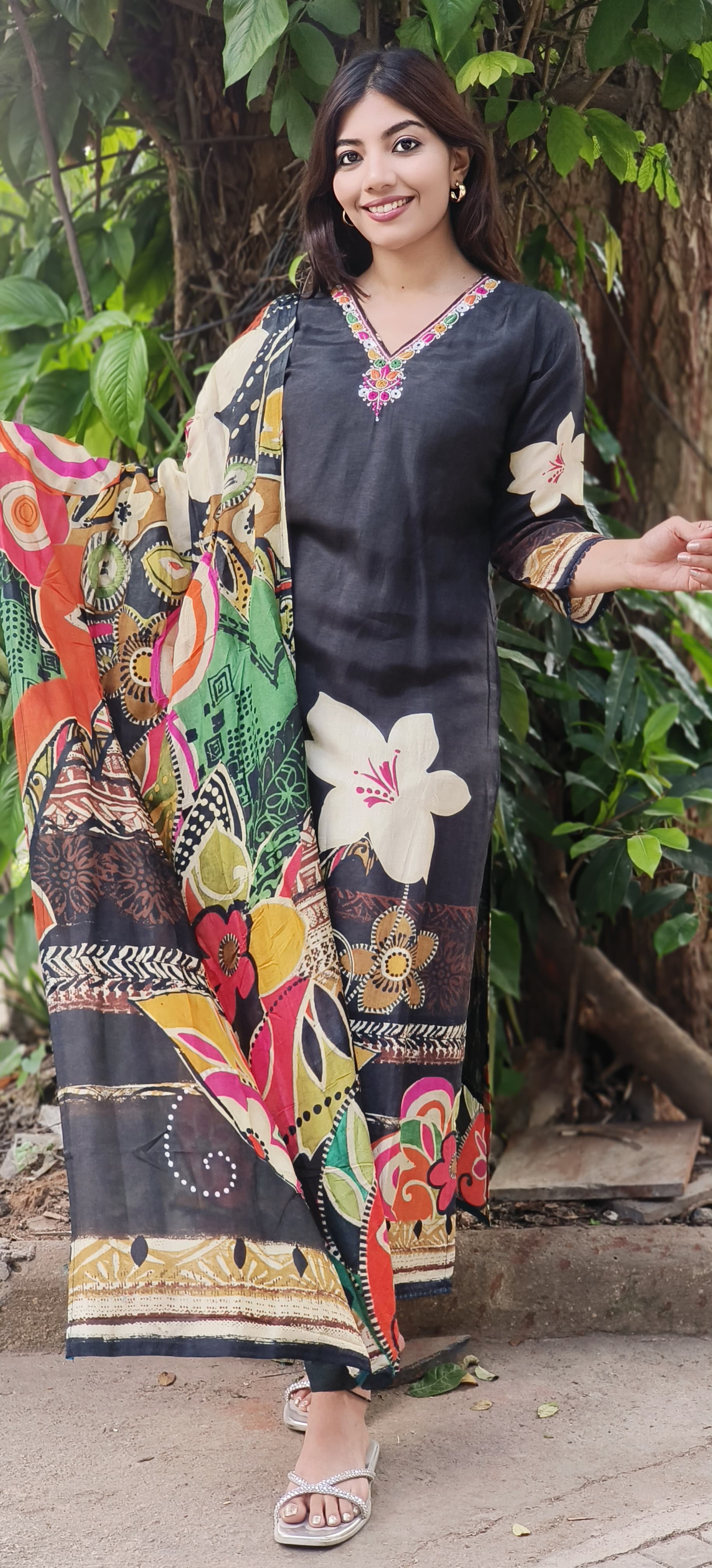 Digital Floral Print Kurta Pant With Dupatta In Dola Silk Fabric