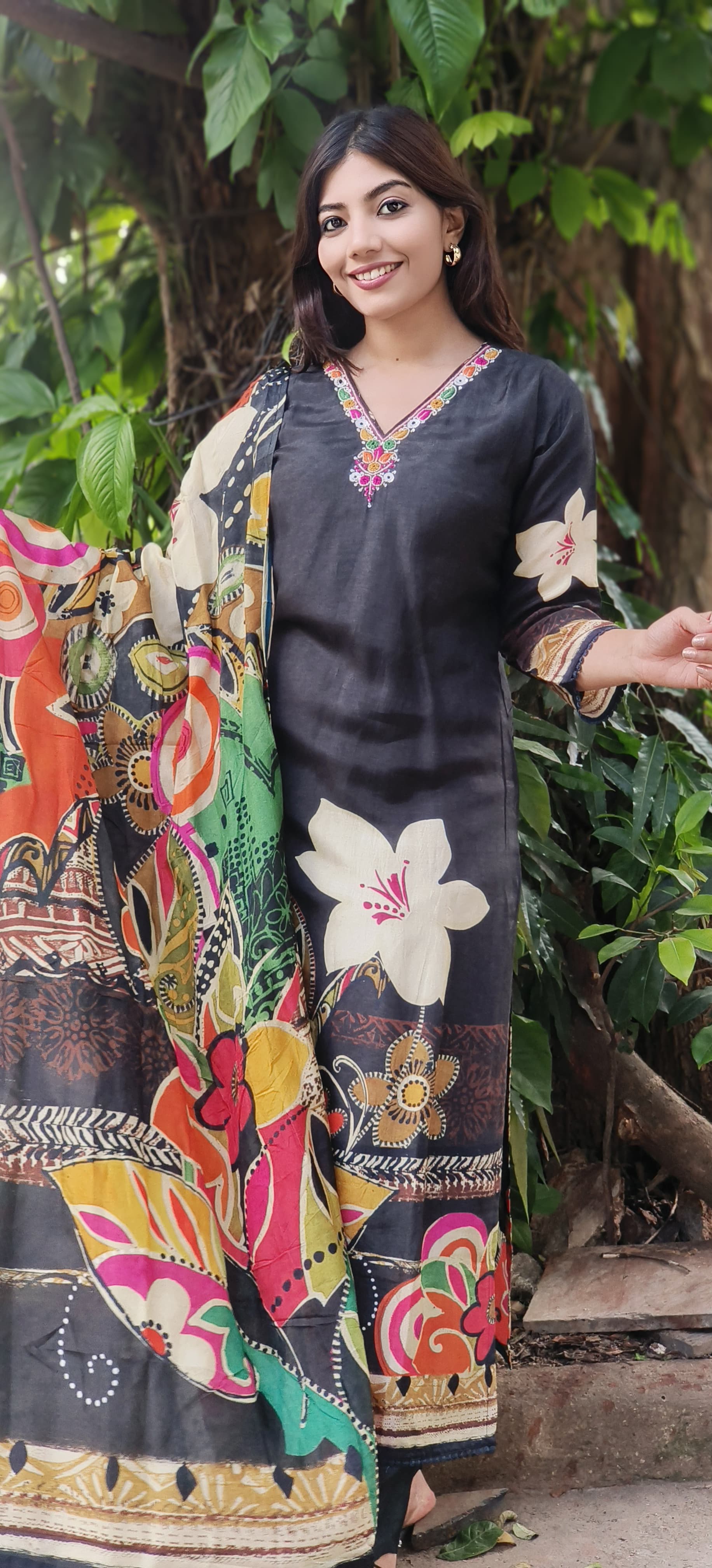 Digital Floral Print Kurta Pant With Dupatta In Dola Silk Fabric