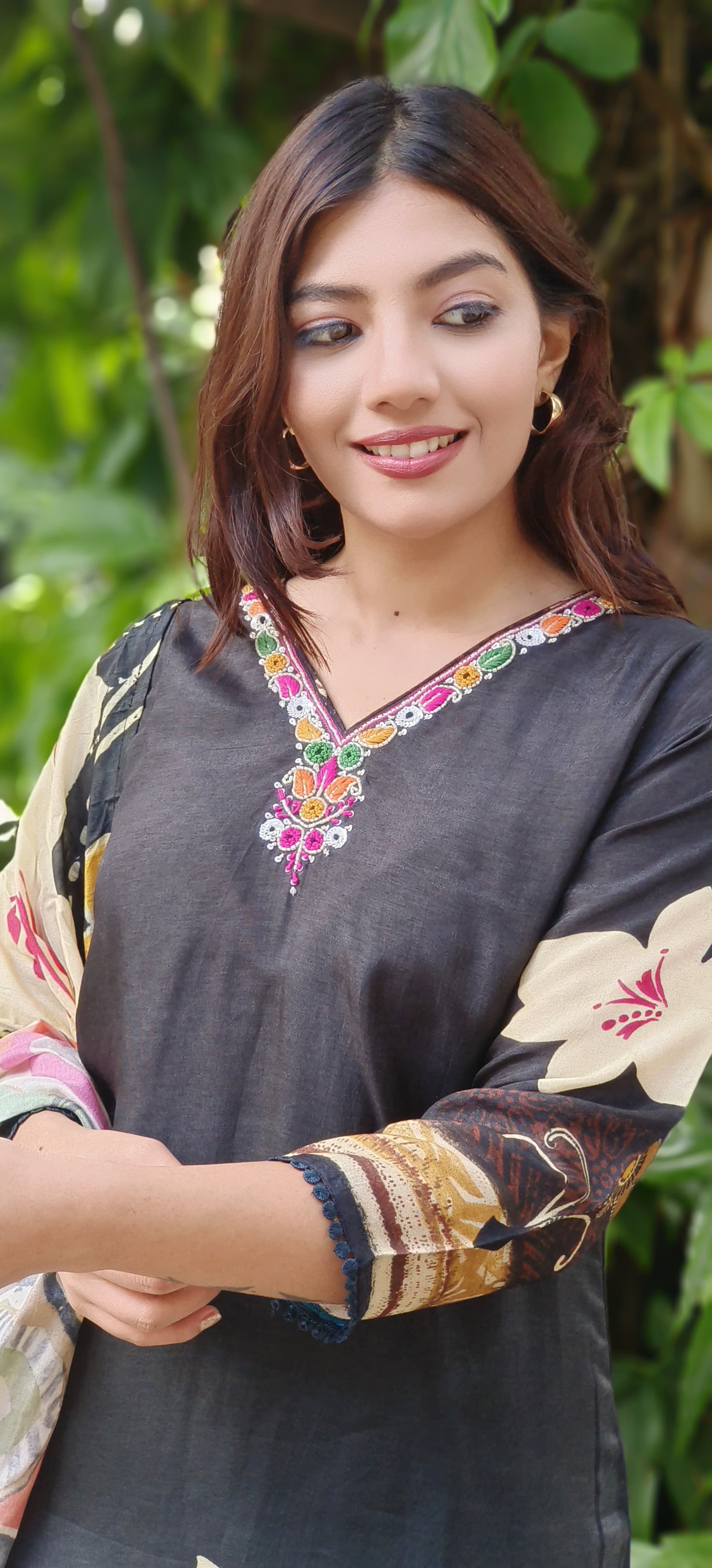 Digital Floral Print Kurta Pant With Dupatta In Dola Silk Fabric