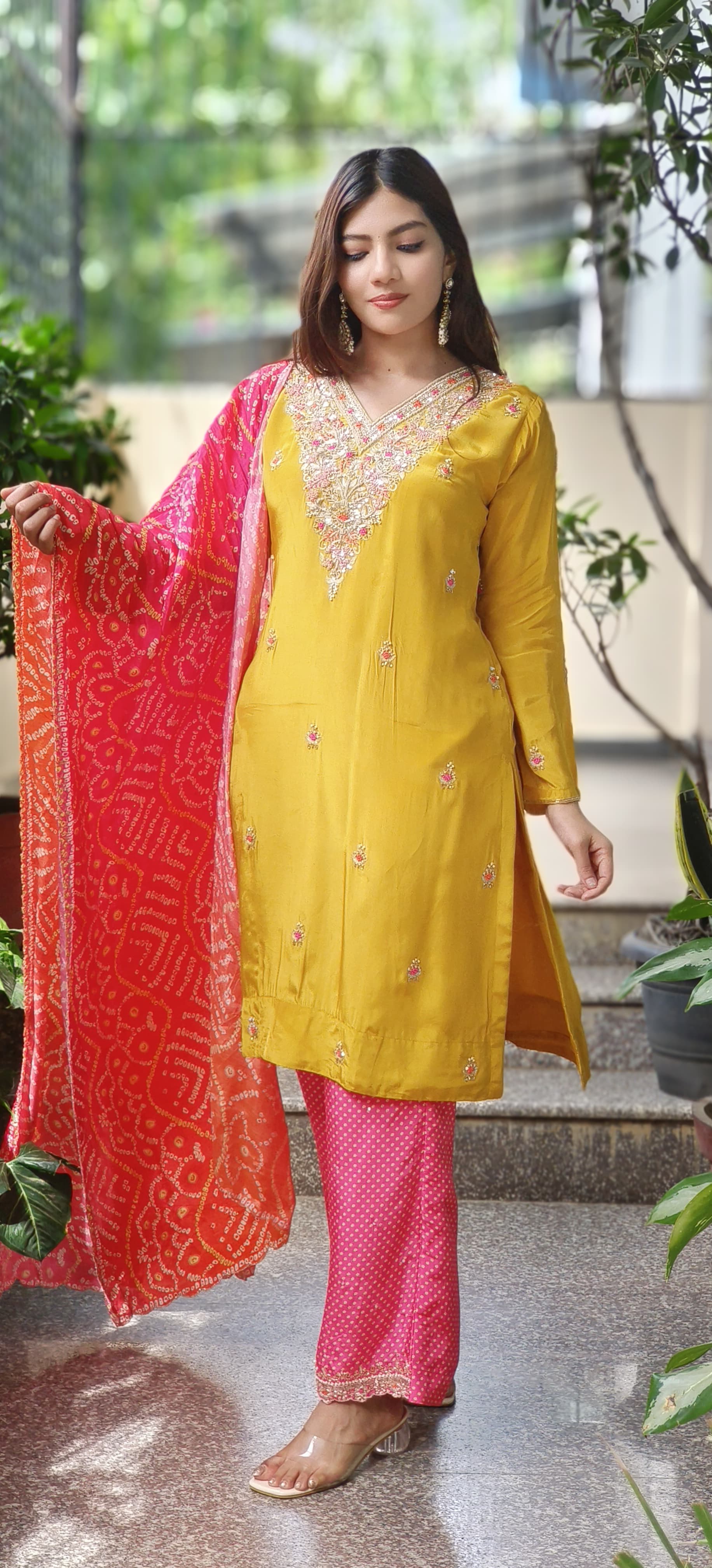 Zardosi Front Handwork Full Suit With Loose Bottom & Bandhani Dupatta In Crape Fabric- 9972