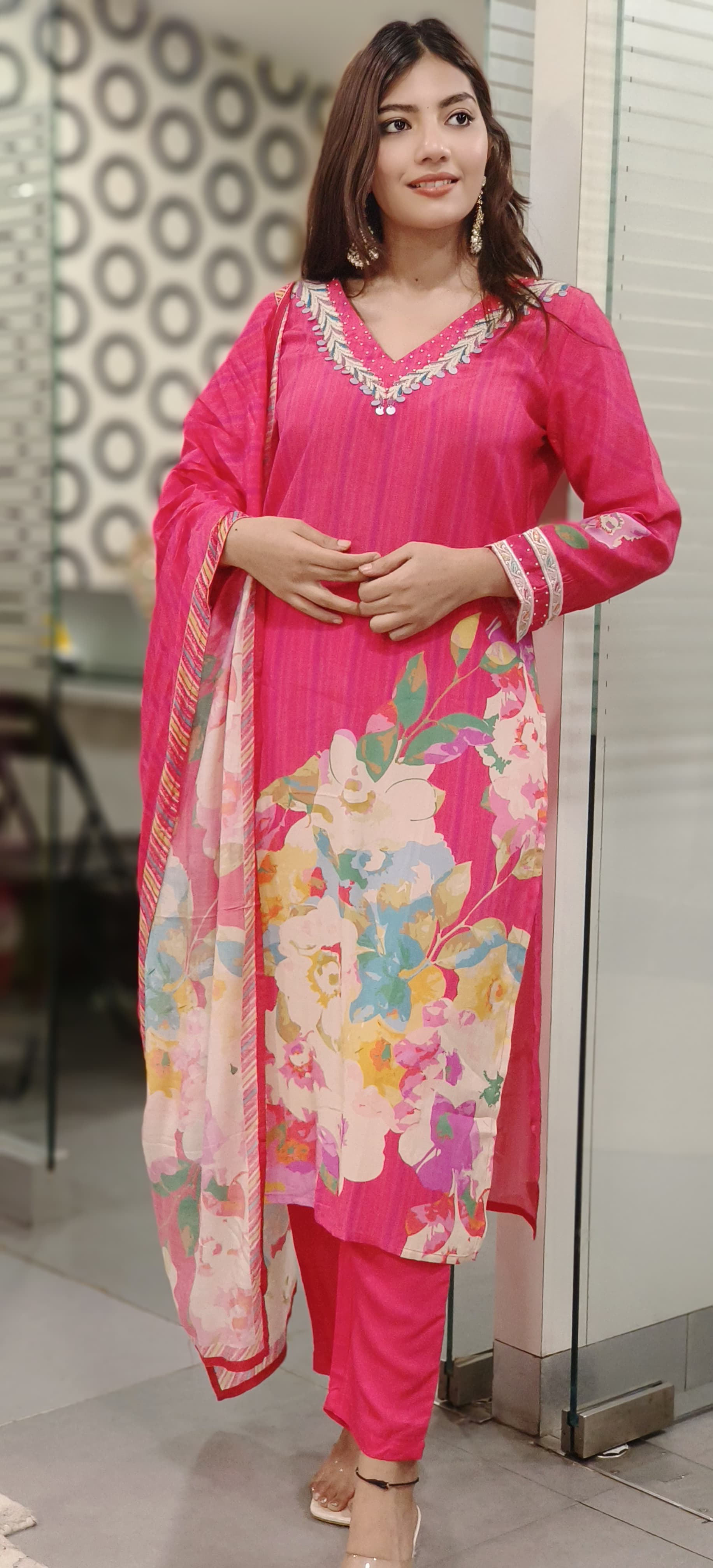 Beautiful Thread & Foil Mirror Work V-Neck Floral Kurta Pant Full Set With Dupatta