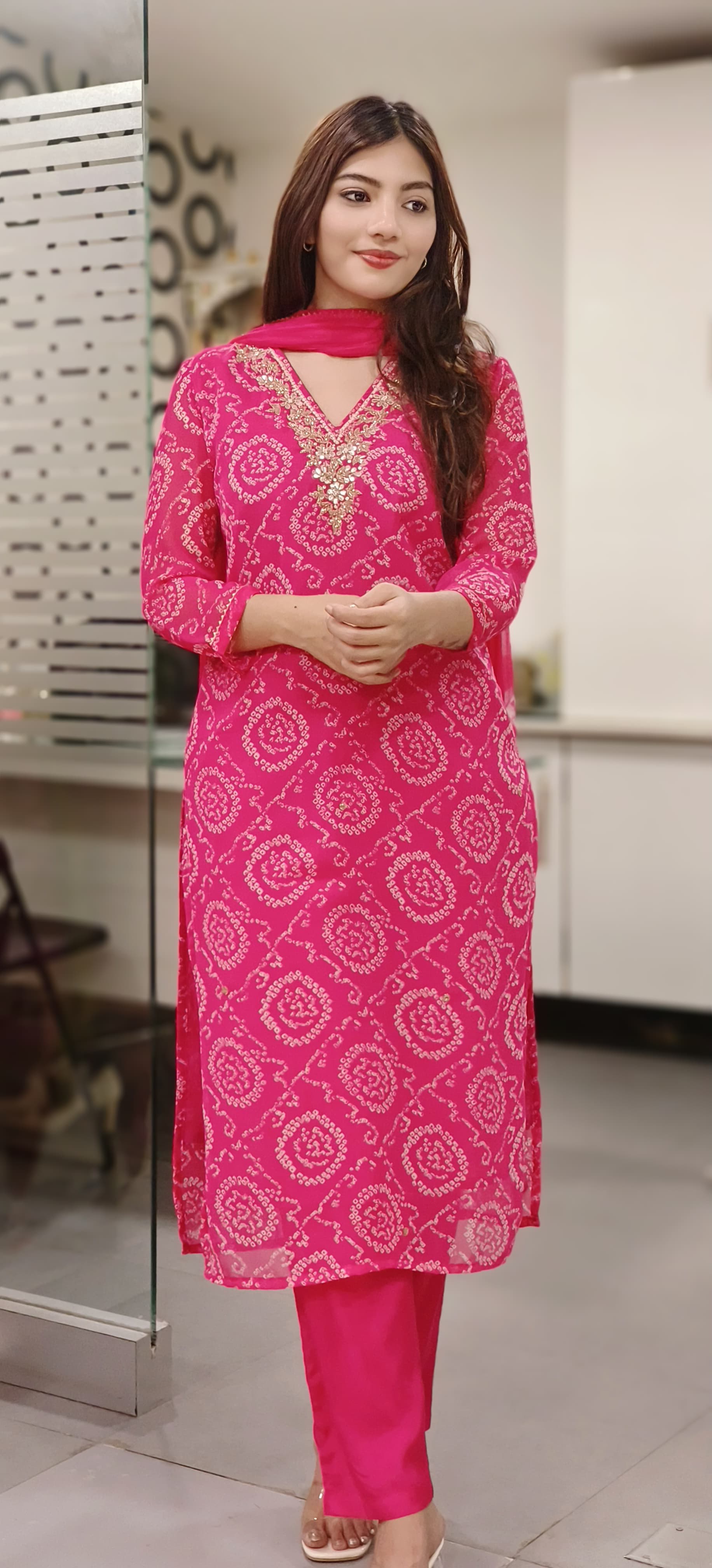 Bandhej V-Neck Handwork Full Suit Set With Dupatta In Georgette Fabric- 10102