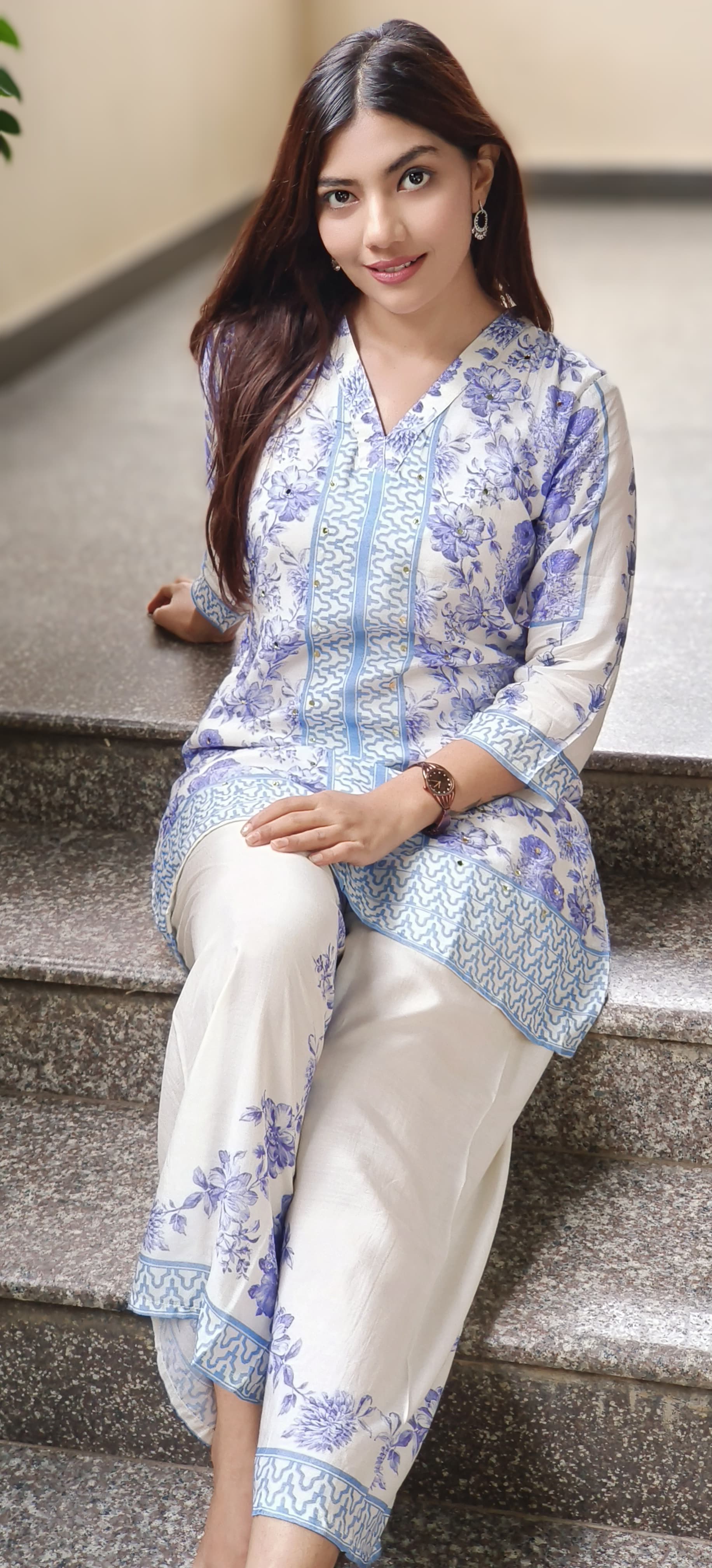 Floral Elegance Bordered Co-Ord Set In Muslin Fabric