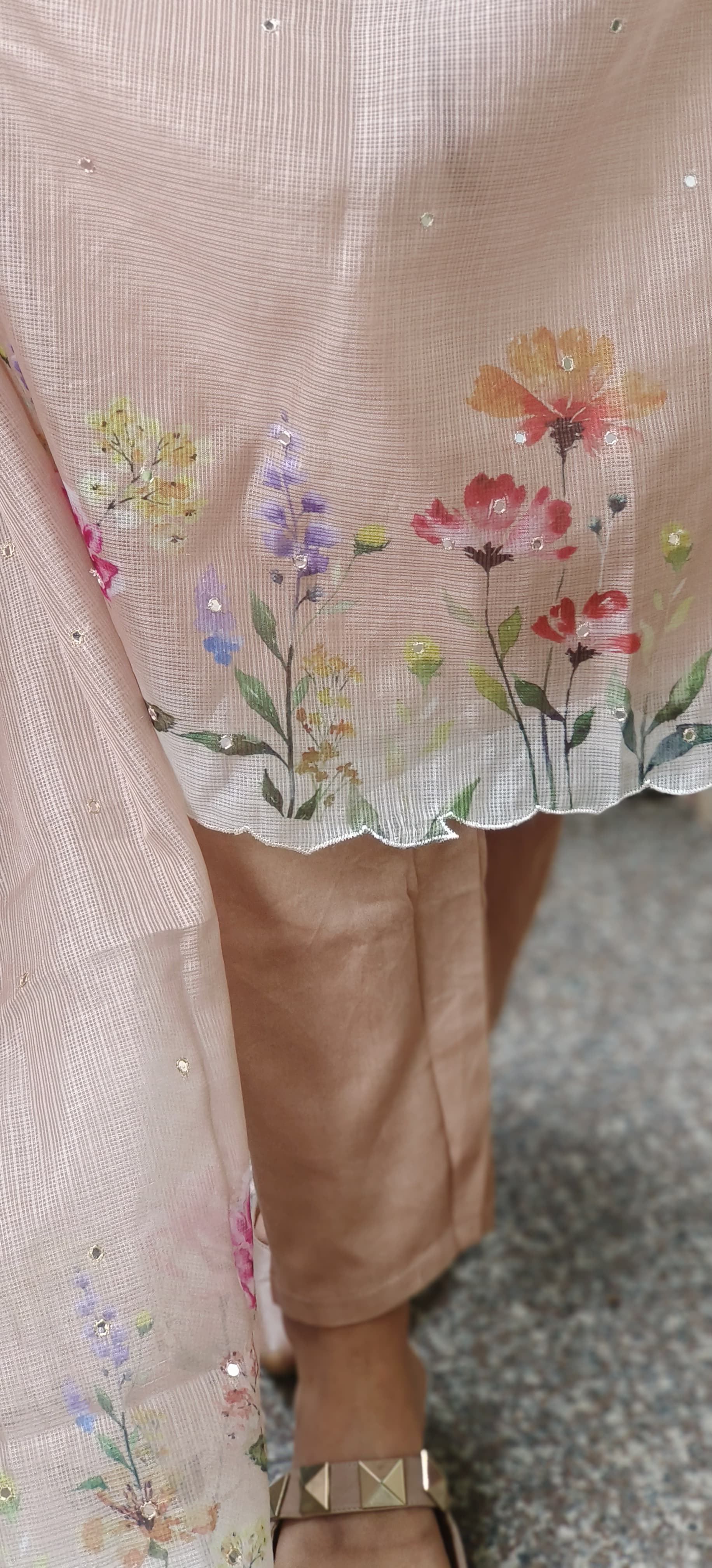 Kora Silk Checks Floral Cutwork Bordered Full Suit Set With Dupatta