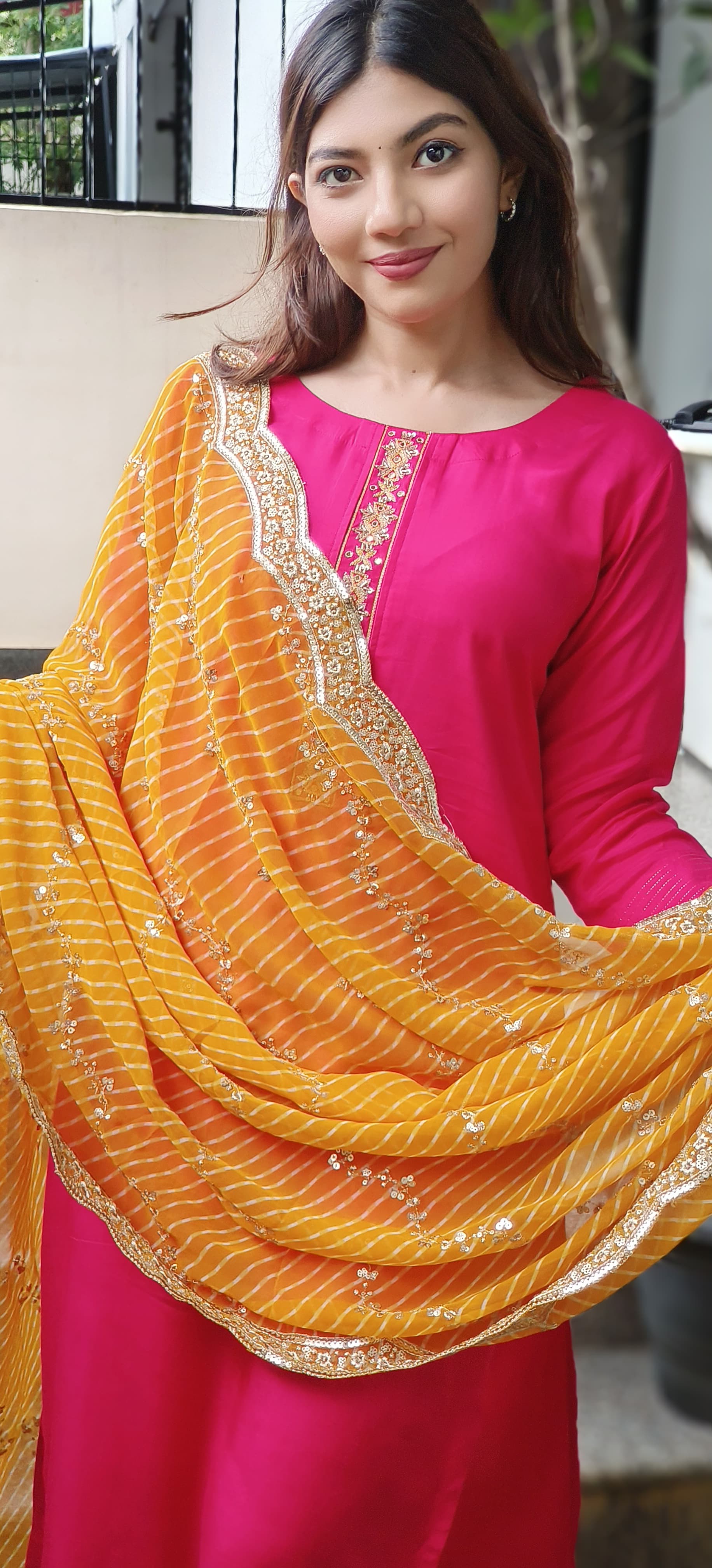 Leheriya Dupatta with Zari Embroidered Border & Sequin Detailing (Dupatta Only)