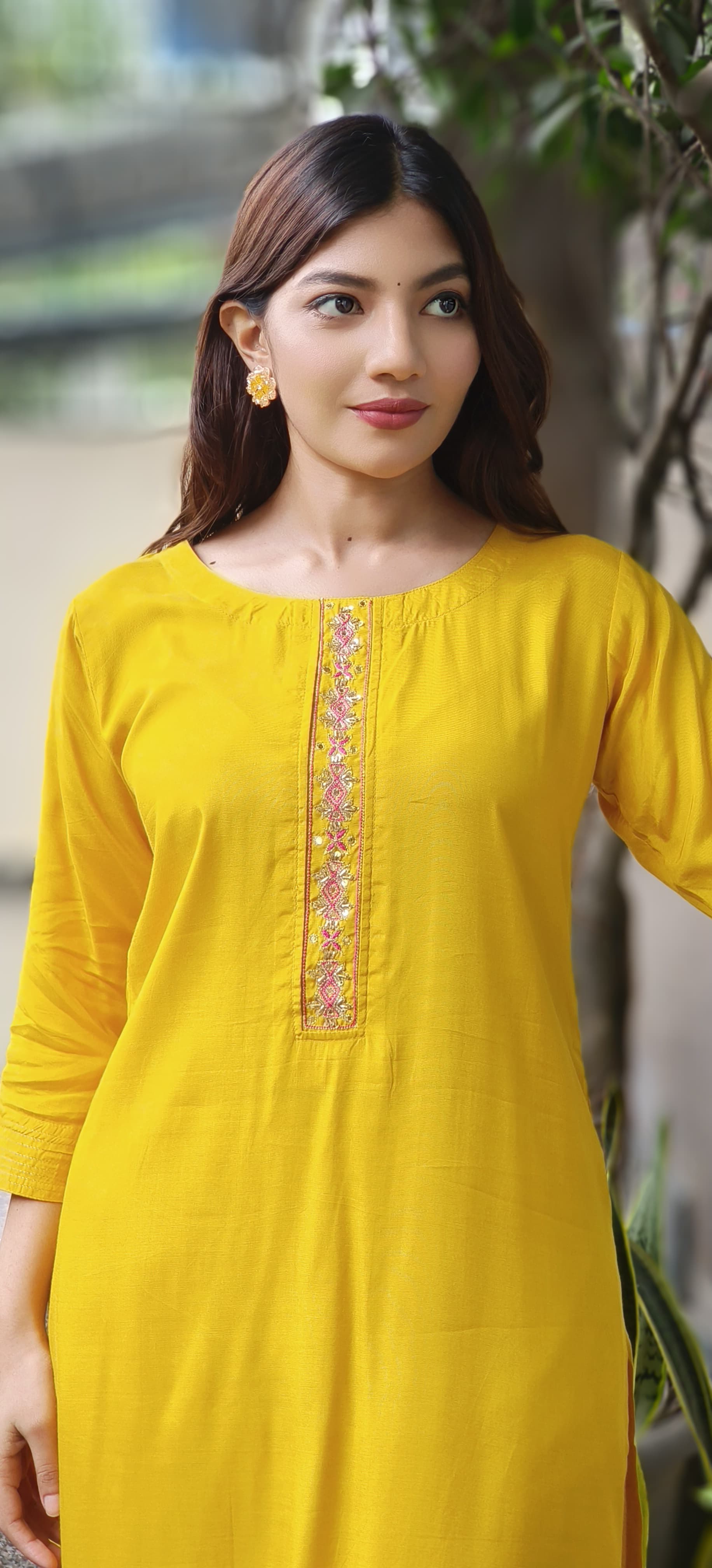 Minimal Embroidery Solid Straight Kurta Pant Set In Muslin Fabric(Lean Fit)