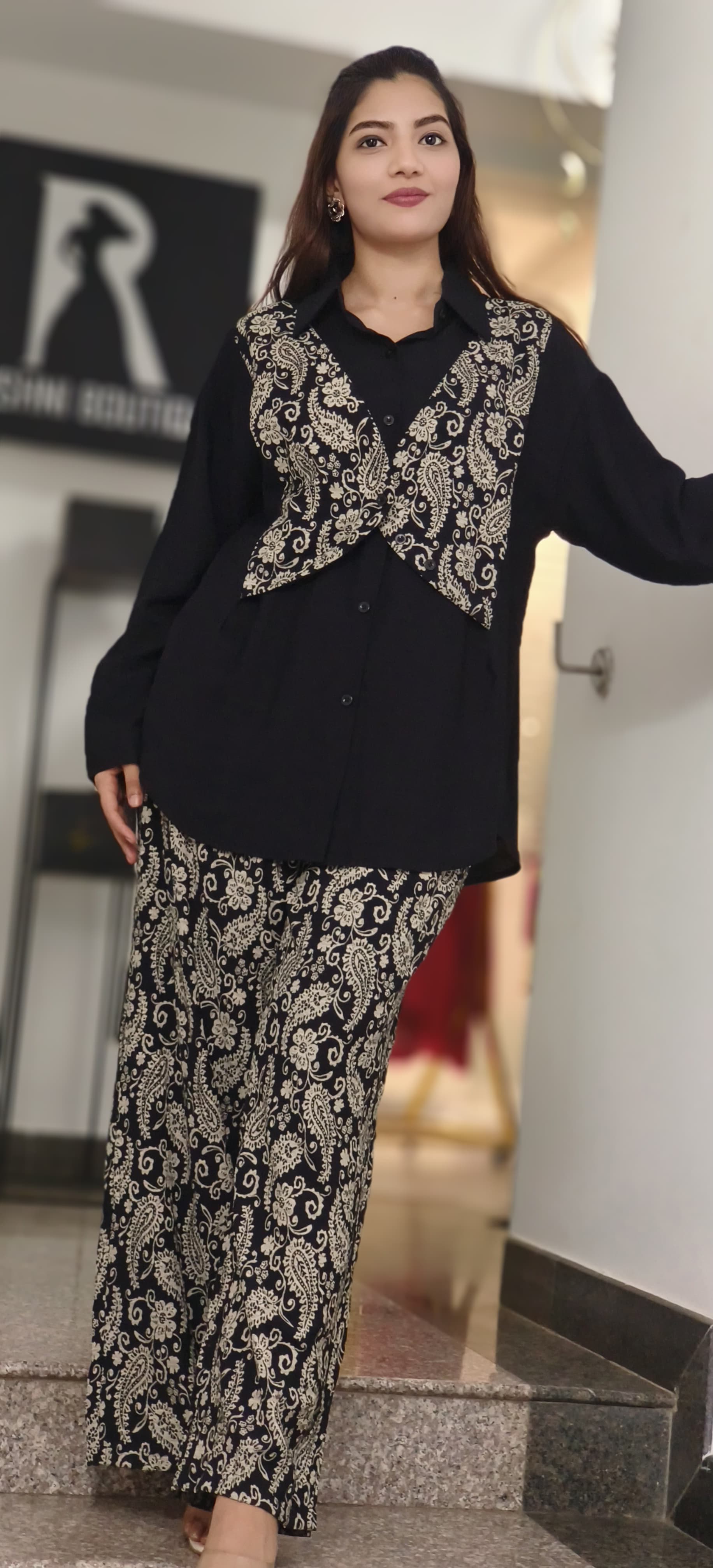 Regal Muse Embroidered Linen Co-Ord Set
