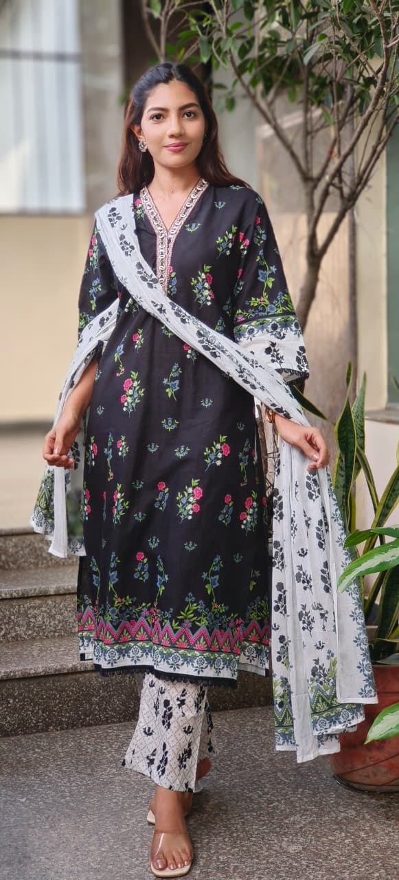 Chevron Floral Printed Full Suit Set With Dupatta- 10538