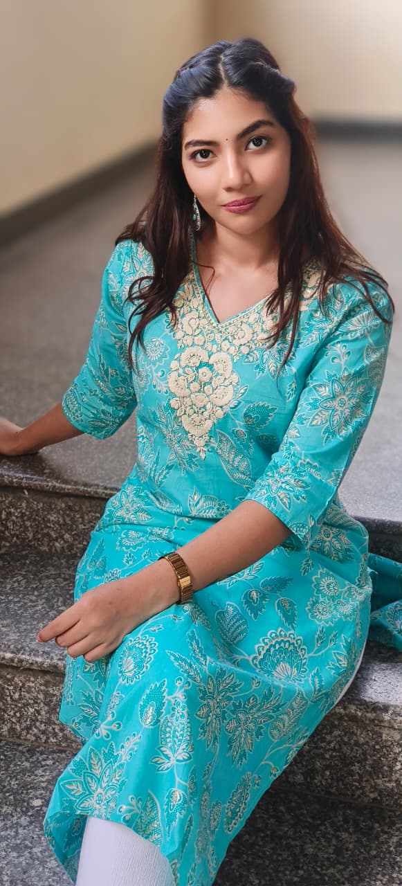 Thread Embroidered Graceful Kurti Only