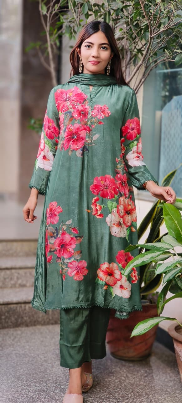 Green Elegance Flower Bloom Prints A-Line Full Suit Set With Dupatta In Crepe Fabric- 10673