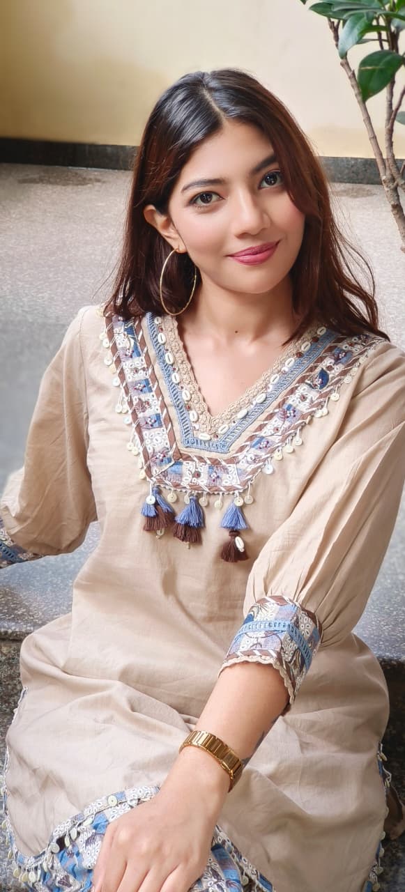 Chevron Neck Work With Shell & Hang Button Kurta Pant Set In Cotton Fabric-10717