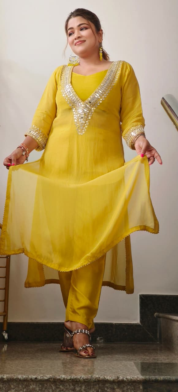 Real Mirror Placements Solid Straight Kurta Pant With Buster In Organza Fabric- 10887