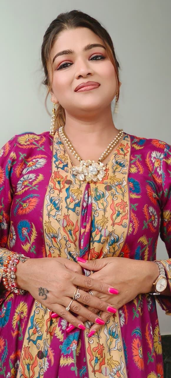 Indo Western Vibrant Mystic Blossom Printed Ethnic A-Line Kurta Pant Set In Muslin Fabric-10903