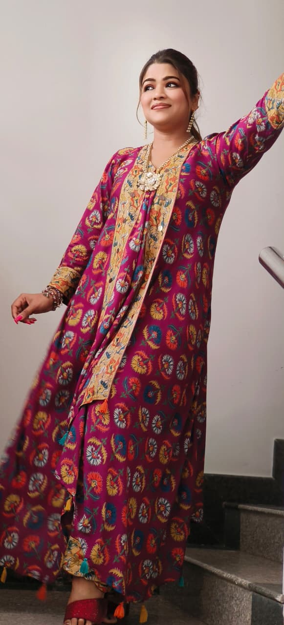 Indo Western Vibrant Mystic Blossom Printed Ethnic A-Line Kurta Pant Set In Muslin Fabric-10903