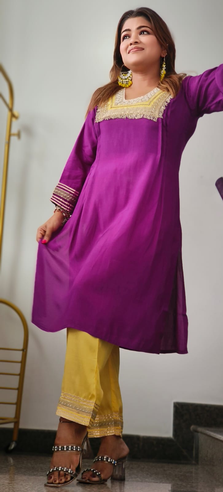 Tiny Pearl & Zari Neck Work Vibrant Kurta Pant Set In Muslin Fabric-10906