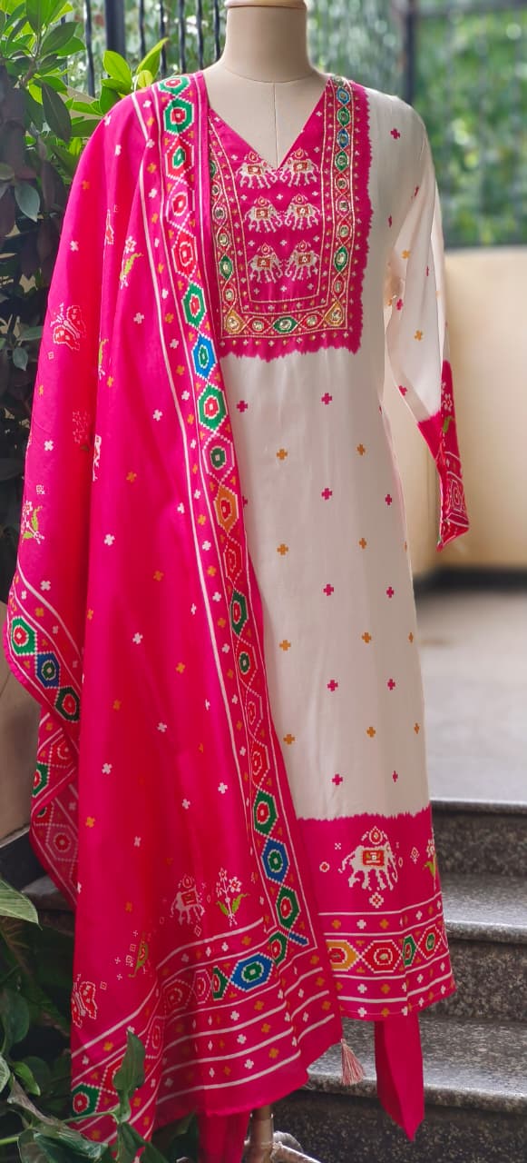 Rajasthani Prints Graceful Pink White Full Suit Set With Dupatta In Russian Silk Fabric-11011