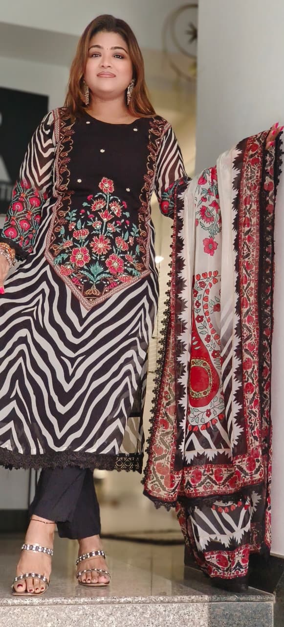 Radiant Floral Bloom Striped Full Suit Set With Dupatta In Organza Fabric- 10974