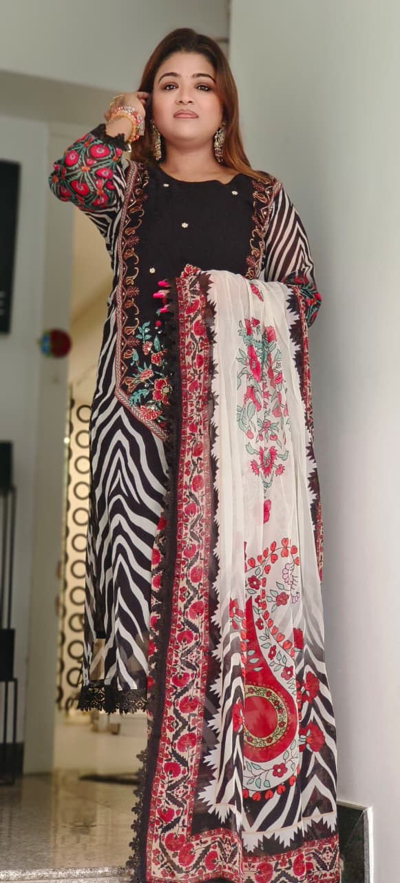Radiant Floral Bloom Striped Full Suit Set With Dupatta In Organza Fabric- 10974