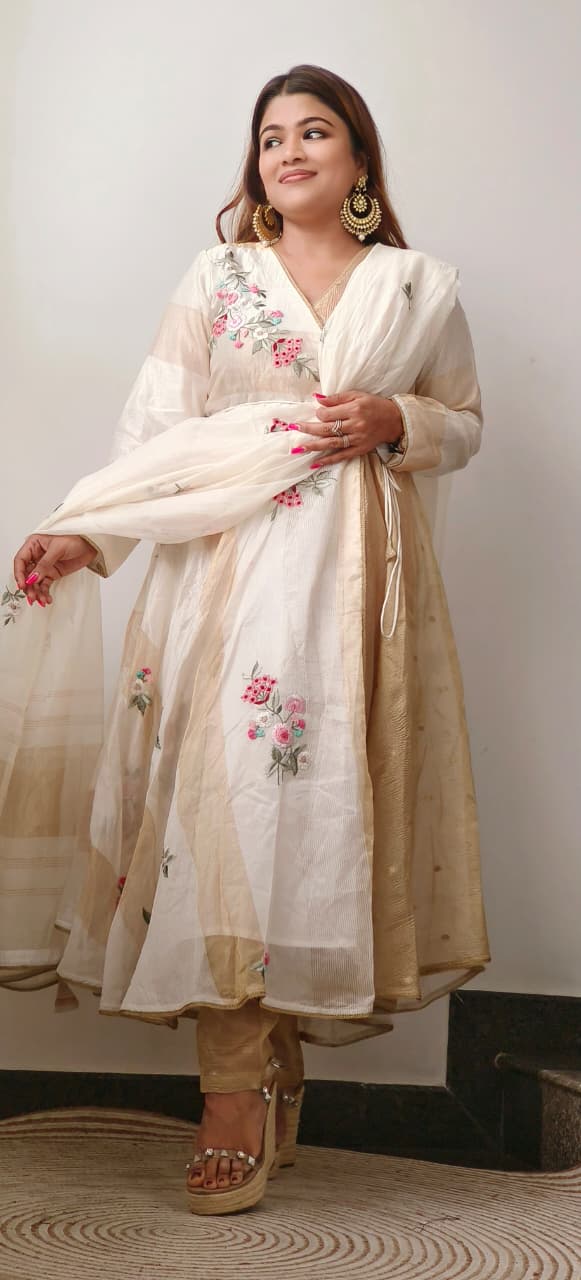 Floral Ressam Embroidered Ethereal Glow Angrakha Pattern Anarkali Full Suit Set With Dupatta In Pure Tissue Fabric- 11089