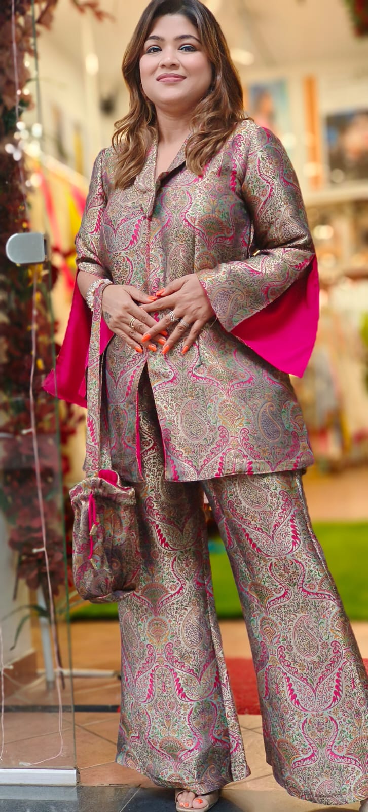 Brocade Royal Look Collared Indo-Western Kurta Pant With Potli- 11253,11252