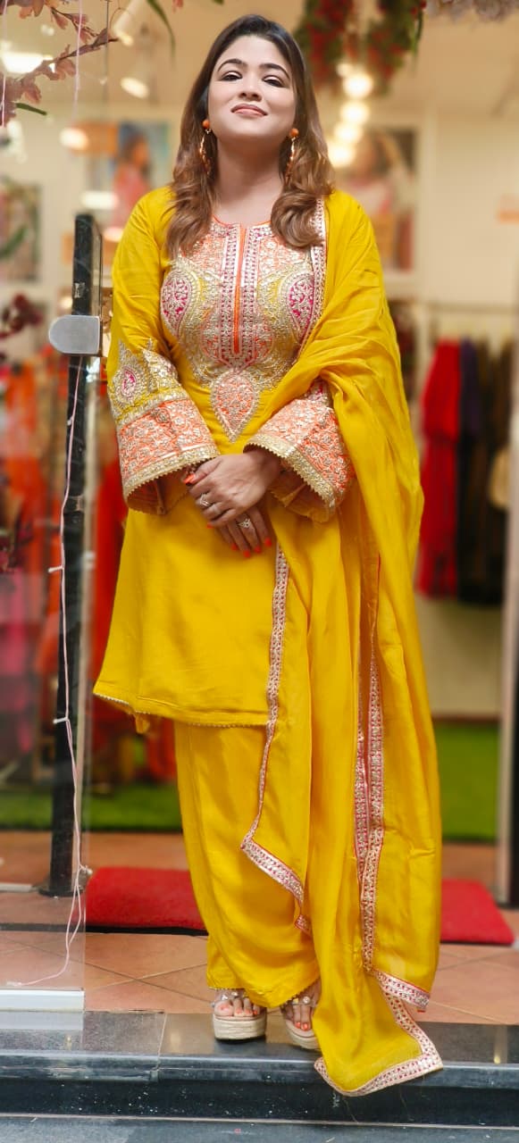 Beautiful Zari Gotta Machine Embroidered Heavy Design A-Line Short Length Full Suit Set With Dupatta & Loose Bottom