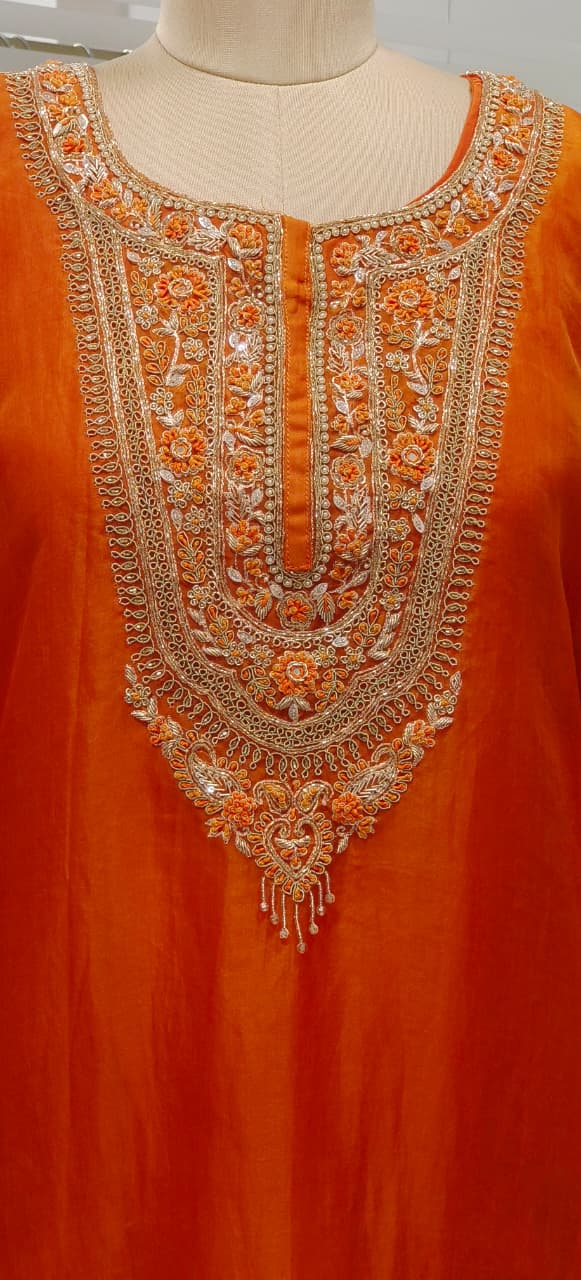 Vibrant Tone Premium Zardosi Crystal Hang Tissue Organza Kaftan With Crepe Inner & Simple Bottom