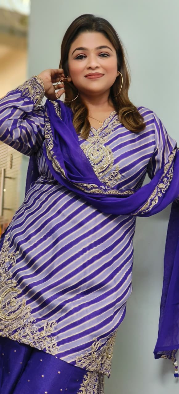 Zari Embroidered Leheriya Full Suit Set With Bordered Dupatta & Beautifully Worked Flared Panel Palazzo Bottom In HO Silk Fabric- 11459