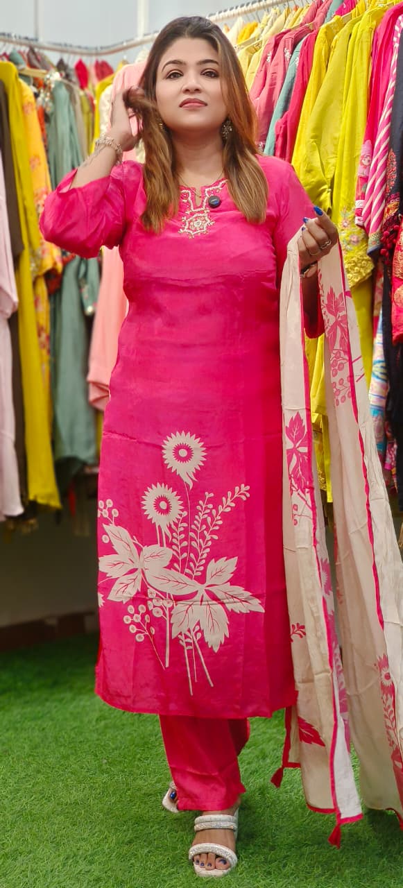 Minimal Neck Line Work Printed Beautiful Crepe Full Suit Set With Dupatta With Lining-11779,