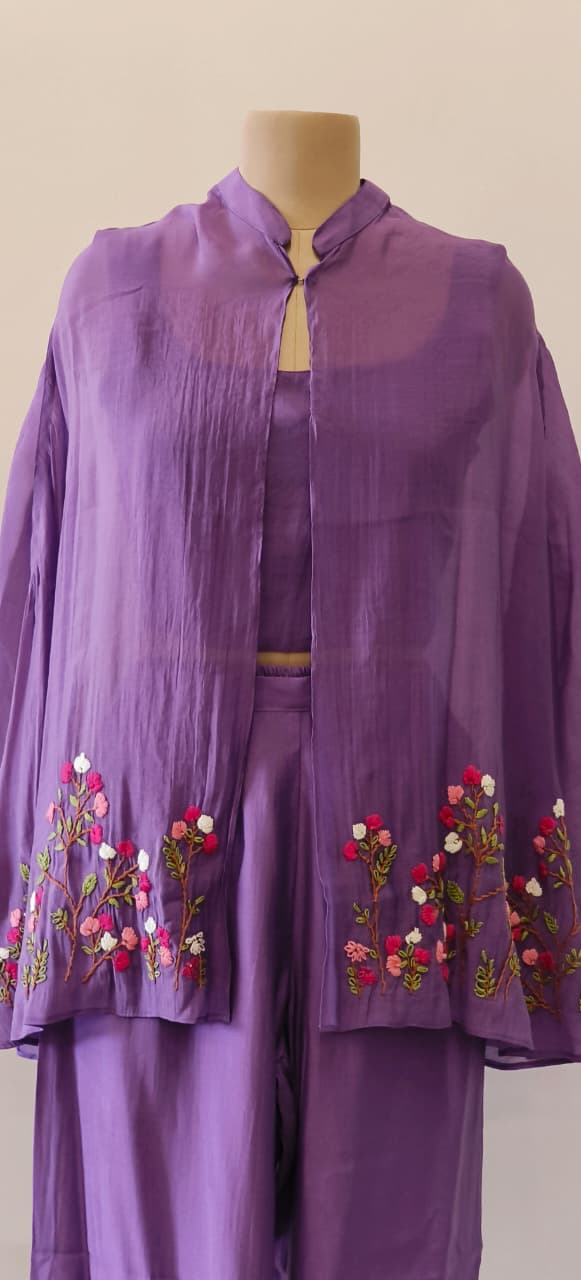 Katha Thread Stitch Cape With Buster & Straight Bottom In Surat Mul Chanderi Fabric- 12003,03