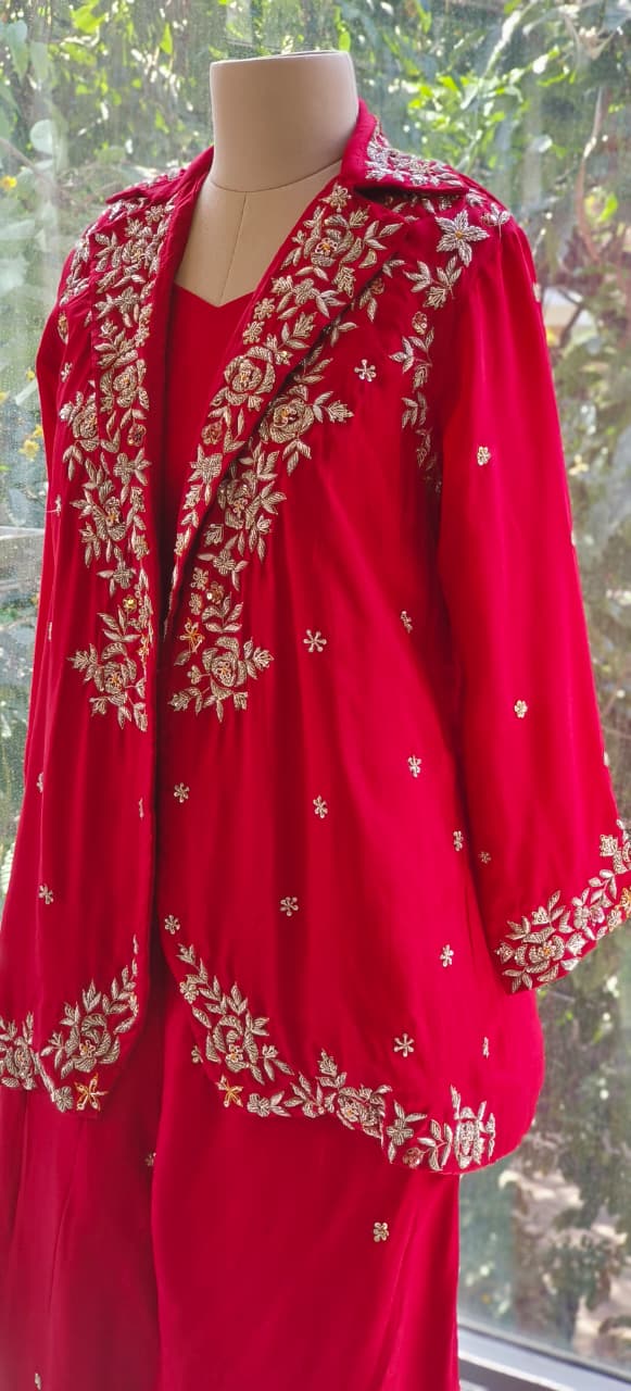 Designer Dola Silk Hand Embroidered Croptop with Busters and Bottom with Jacket