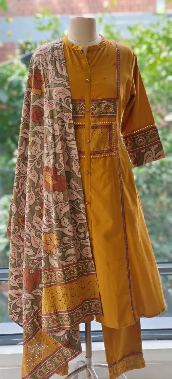 Luxury Flex Cotton Kurta Embroidered Patterns and Embellishments Full Suit Set with Kalamkari Dupatta-12283