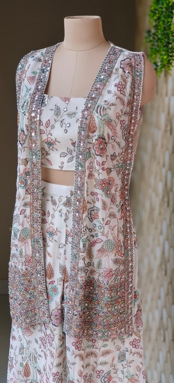 Elegant Emerald Green Designer Ensemble Featuring Heavy Embroidered Jacket and Matching Flared Palazzo