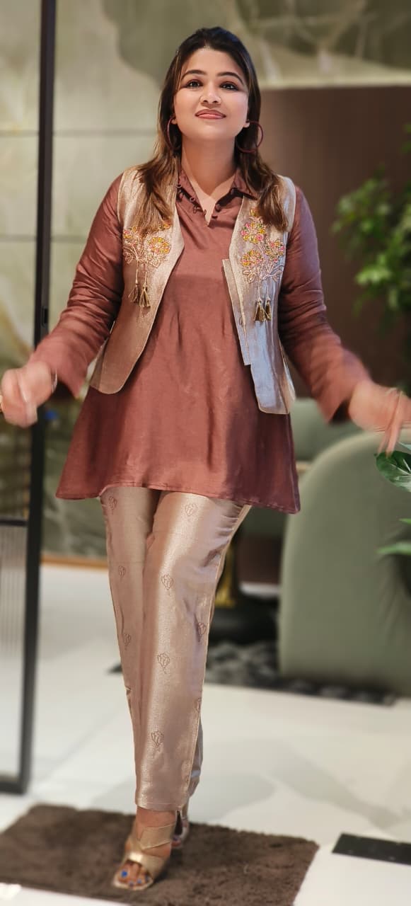 Premium Look Multicolor Floral Thread Work Outer With Kurta Pant In Banarasi Tissue Fabric- 12871