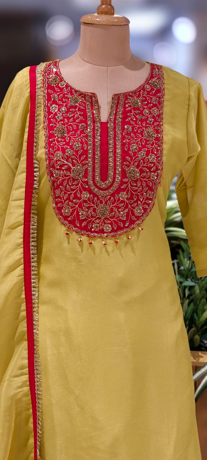 Zardosi Minimal Tasseled Front Yoke Tissue Full Suit Set With Dupatta- 13005